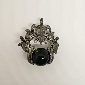 CCI Comstock Turtle Pendant Green Glass Or Crystal Stone Pewter Silver Signed